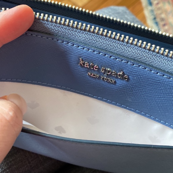 Kate Spade 2-tone blue wallet - Picture 8 of 10
